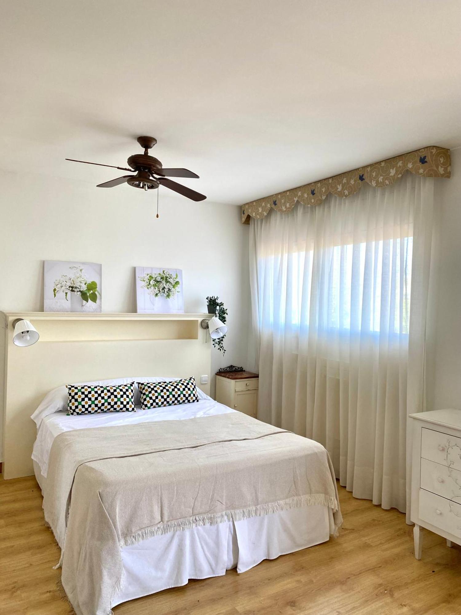 Villa Isabel Sitges, Rocamar 산트 페레 데 리베스 외부 사진